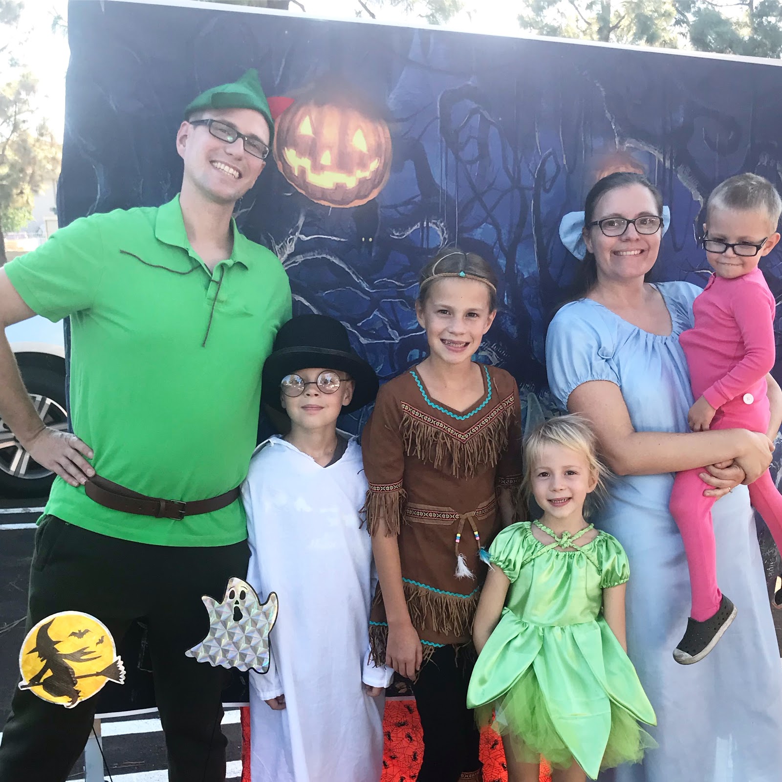 Chadwicks' Picture Place: Homemade Peter Pan Family Costumes