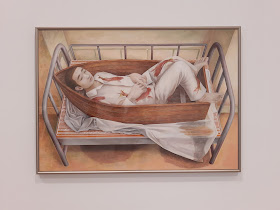 Ishida Tetsuya, pintor japonés, museo reina Sofia, Madrid, palacio de velazquez, parque del retiro, autorretrato, pintura surrealista, alienacion, trabajo, japon, crisis, deshumanizacion, confinamiento, coronavirus, covid19, exposiciones temporales, soledad, sufrimiento, capitalismo, consumismo, arte contemporaneo, artista, dolor, desolacion, incertitumbre, productividad, competitividad, claustrofobia, desarrollo economico,