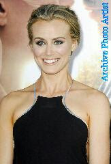 taylor schilling biography and photo gallery