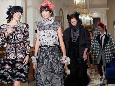 Chanel | Espectacular desfile no Hotel Ritz de Paris