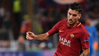 English Premier League giants Manchester United are interested in signing Roma midfield maestro Lorenzo Pellegrini, according to latest reports.