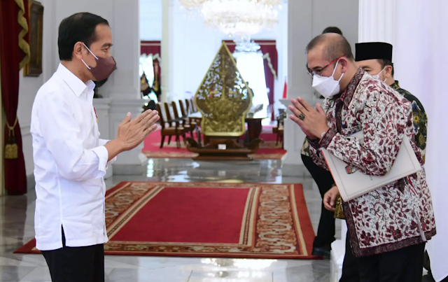 Joko Widodo Presiden menerima kedatangan Komisioner KPU