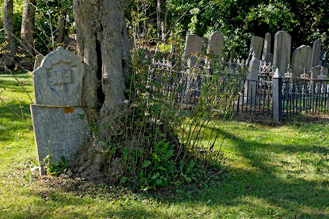 Nova Scotia; Lunenberg; Graveyard; Tombstone