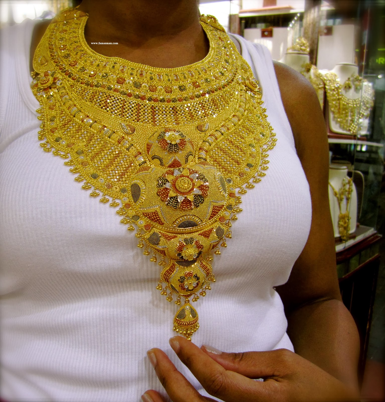 Fa+Mannan+Dubai+Fashion+Jewelry+stone-gold-jewelry-sets-and+bangles ...