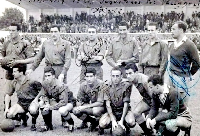 📸REAL VALLADOLID DEPORTIVO 📆3 octubre 1954 ⬆️Tini, José Luis, Lolo, Lesmes I, Murillo, Saso. ⬇️Lasala, Lasuén, Matito, Losco, Carlos Ducasse y Benegas (portero suplente). DEPORTIVO ALAVÉS 1 🆚 REAL VALLADOLID DEPORTIVO 4 Domingo 03/10/1954. Campeonato de Liga de 1ª División, jornada 4. Vitoria, Álava, España, estadio de Mendizorroza. GOLES: ⚽0-1: 16’, Carlos Ducasse. ⚽1-1: 50’, Wilson. ⚽1-2: 53’, Lasala. ⚽1-3: 75’, Lasuén. ⚽1-4: 88’, Carlos Ducasse.