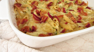 Zapečeni makaroni s tikvicama, pancetom i sirom / Baked penne pasta with zucchini, bacon and cheese