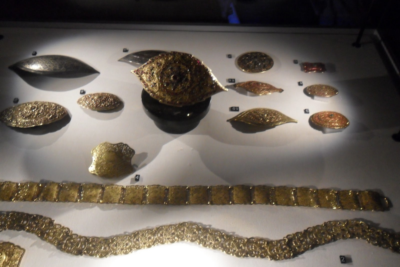 Unusual Barang Perhiasan Emas Lama Muzium Tekstil Negara