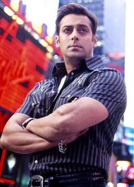 wallpapers of salman khan in tere naam. Salman Khan Bodybuilding