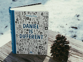 daniel-is-different-buch