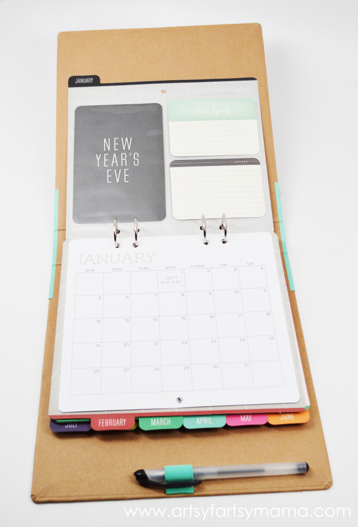 Michaels Recollections Calendar Kit at artsyfartsymama.com #giftsatmichaels