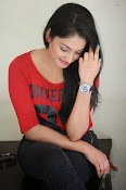 Hari Priya dazzling stills-thumbnail-16