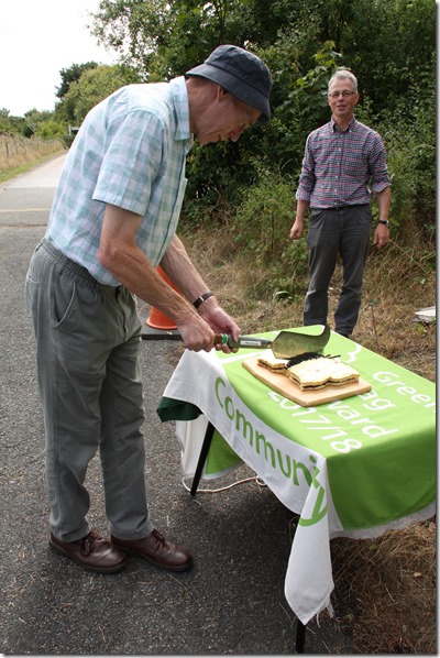 Cutting the cake with a billhook