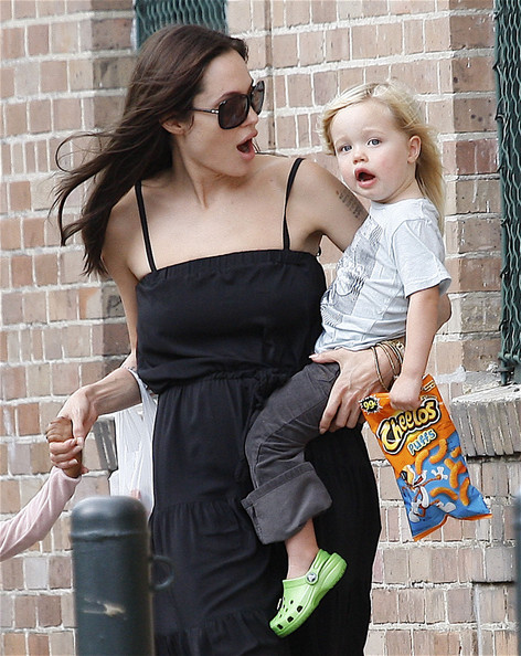 brad pitt and angelina jolie kids hiloh Jolie Pitt