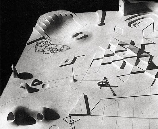 NOGUCHI'S PLAYGROUND PROPOSAL