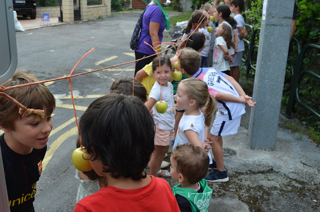 juegos infantiles en las fiestas de El Regato