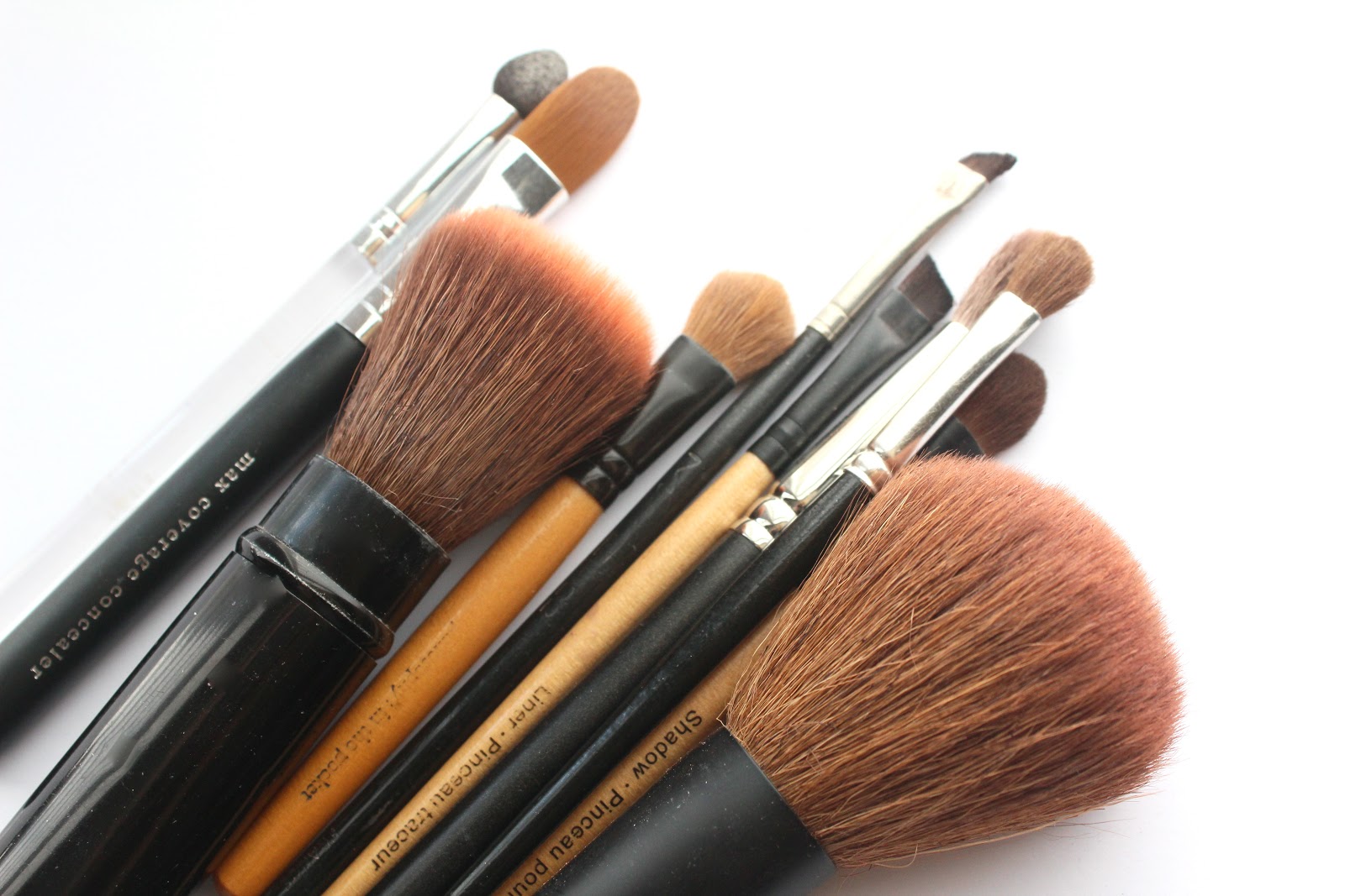 cleaner makeup been brush right are a brushes  makeup all while natural makeup probably a brushes