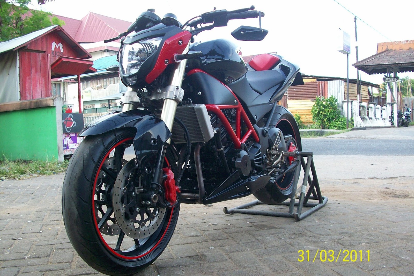 Modifikasi Vixion 2011 Minimalis Terlengkap Sound Modif