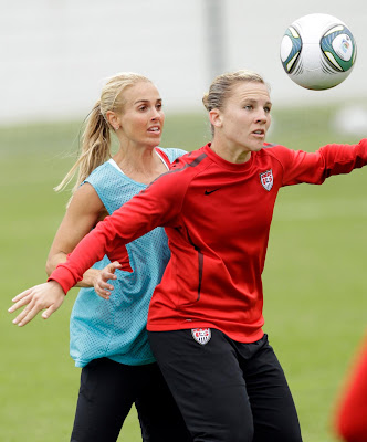 US Defender Heather Mitts Picture