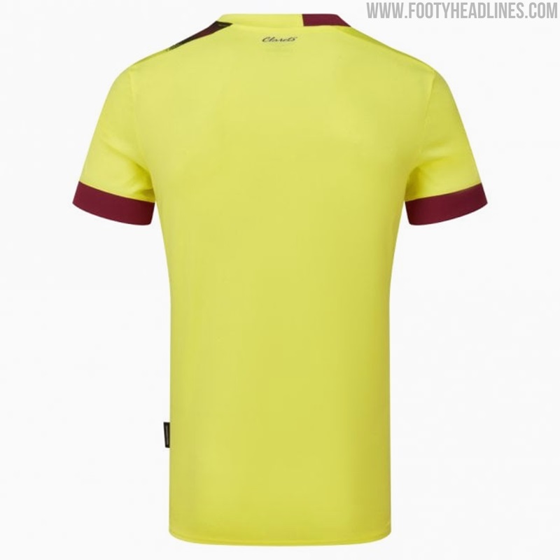 Burnley Away Kit 23/24 : r/TheOther14