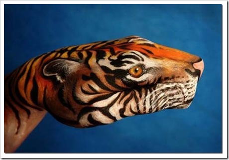 unique and beautiful hand painting art 16