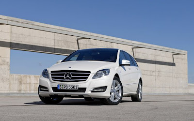 2011 Mercedes-Benz R-Class Luxury Car