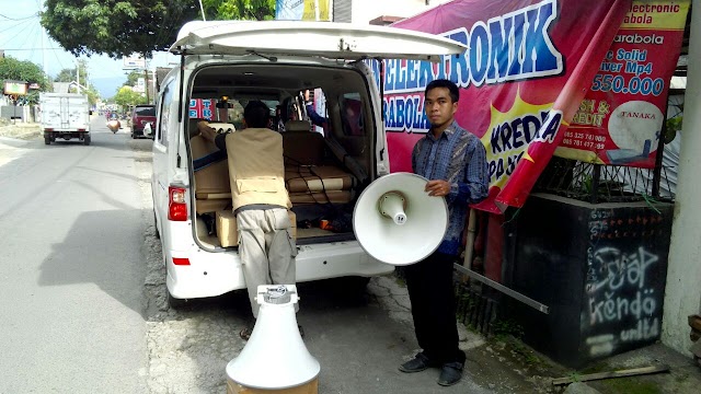 Alhamdulillah, Pengadaan Sound System untuk Musholla Adz-Dzakirin Ngrancah yang rusak karena banjir dan longsor telah terpenuhi


