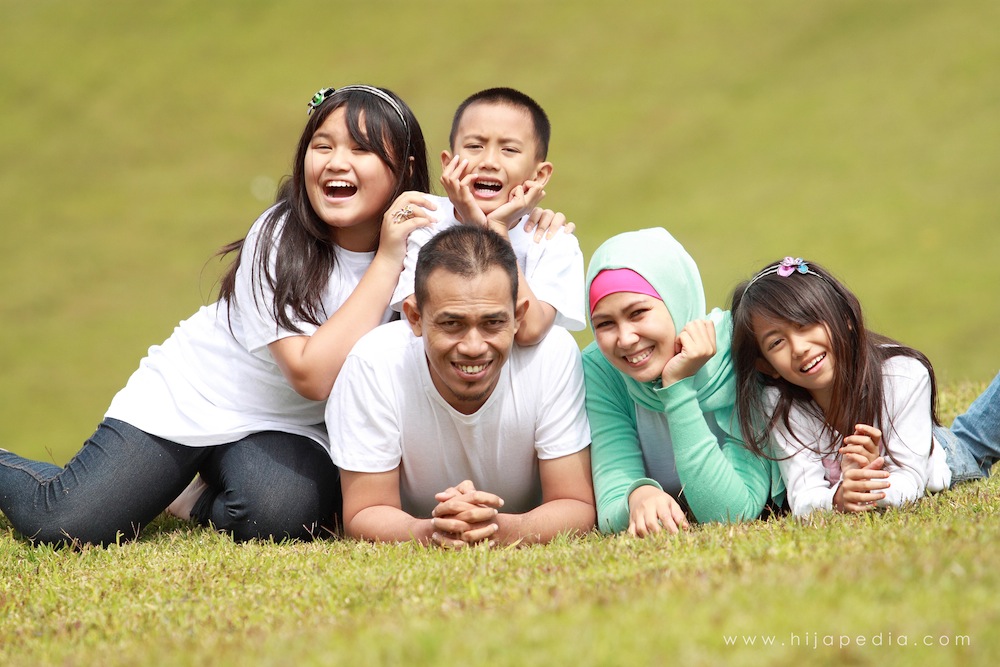 Pengertian Keluarga  Harmonis dan Bahagia