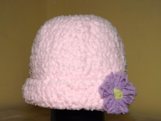 Gorro tejido a crochet o ganchillo para bebé