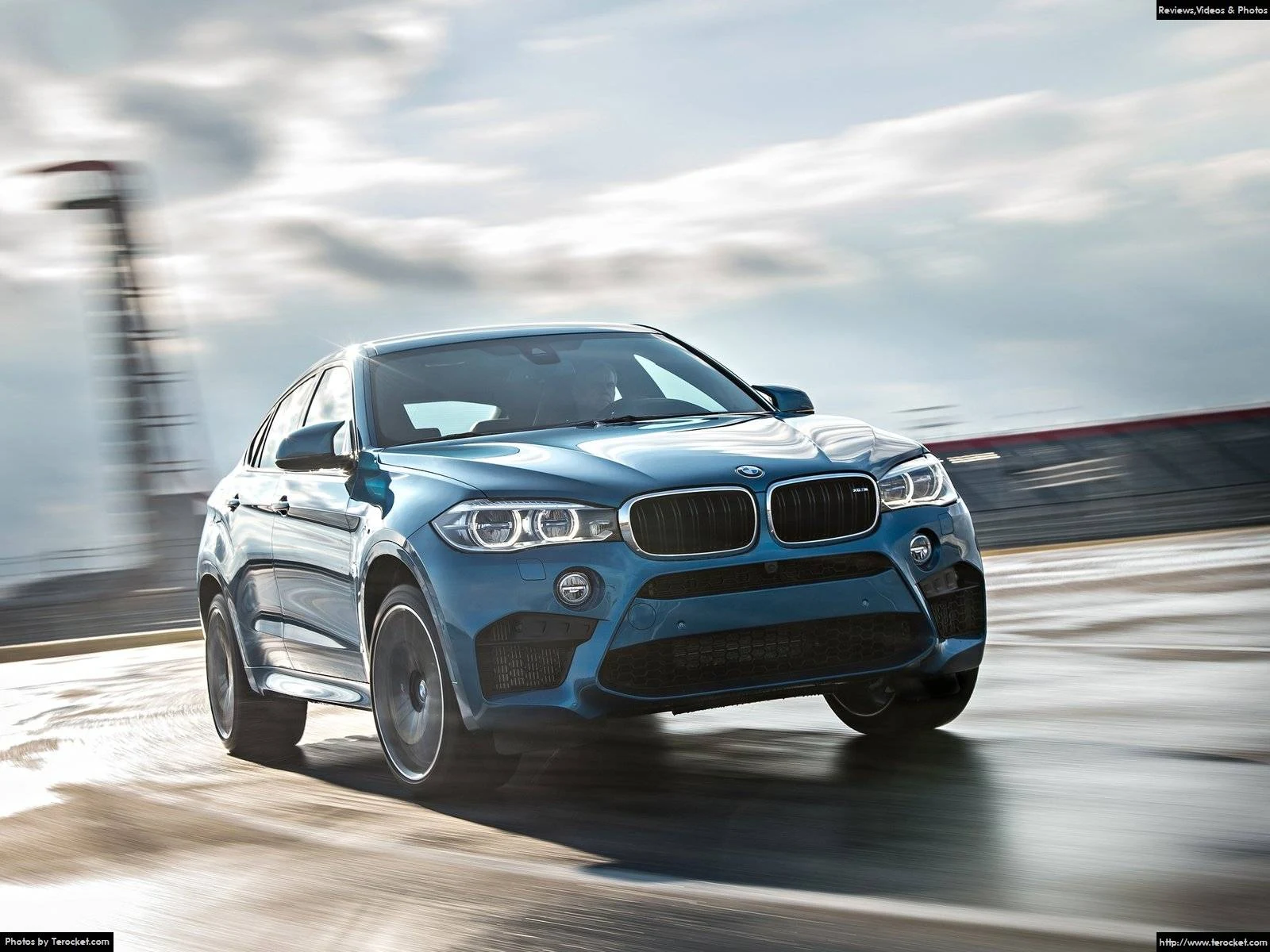 Hình ảnh xe ô tô BMW X6 M 2016 & nội ngoại thất