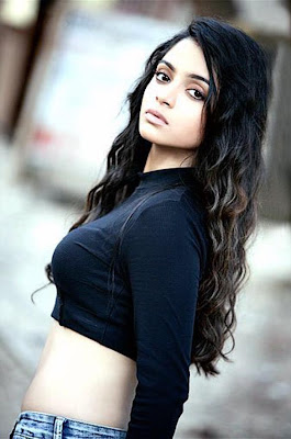 Sheena Shahabadi latest sexy photoshoot image