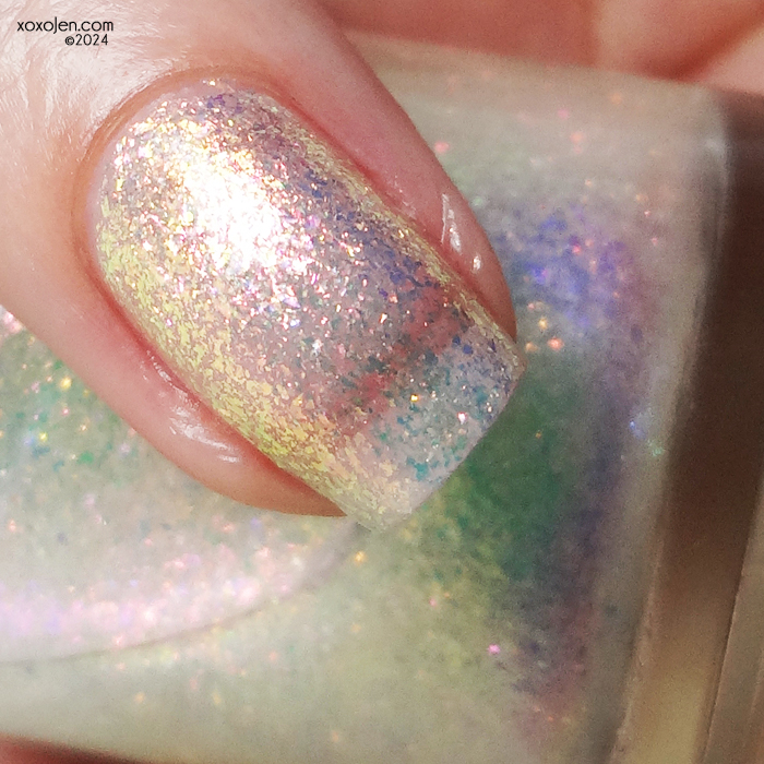 xoxoJen's swatch of KBShimmer What A Pearl Wants