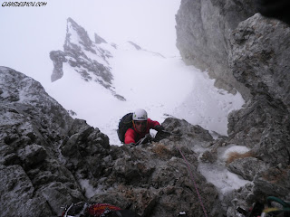 Escaladas en Ubiña con guias de montaña , Fernando Calvo ,guia de montaña