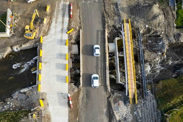 Transito derivado en el puente de la avenida Perito Moreno en ambas manos