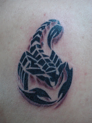 TATTOO escorpion tribal