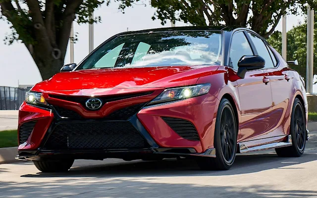 Toyota Camry TRD 2020