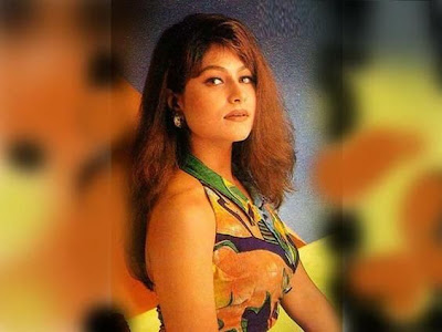 ayesha jhulka hot wallpaper