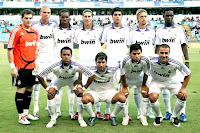 REAL MADRID C. F. Temporada 2007-08, Iker Casillas, Pepe, Balboa, Sergio Ramos, Miguel Torres, Guti, Diarra. Robinho, Raúl, Saviola y Cannavaro. REAL MADRID C. F. 1 🆚 C. F. OS BELENENSES 0 Miércoles 08/08/2007, 21:00 horas. 62º Trofeo Teresa Herrera, semifinal. La Coruña, España, estadio de Riazor: 8.000 espectadores. GOLES: ⚽1-0: 90’, Robinho.