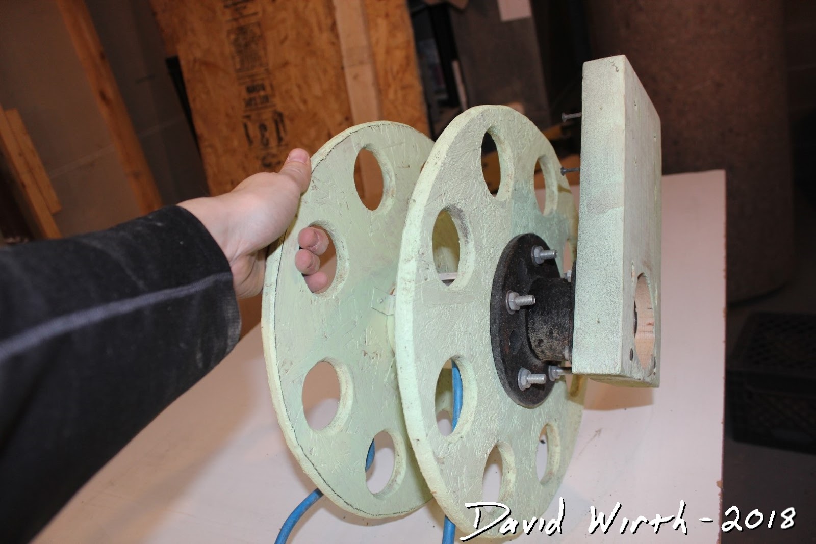 Extension Cord Reel - Easy Build Plans