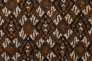 Warna Kain Batik Modern Kota Solo