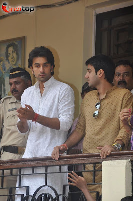 Priyanka Chopra & Ranbir Kapoor Ganesha Visarjan Pictures