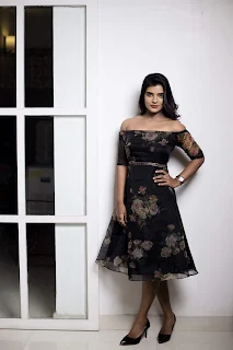 Actress Aishwarya Rajesh New Photoshoot Stills