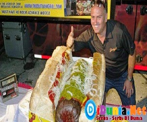 Hot dog terbesar didunia