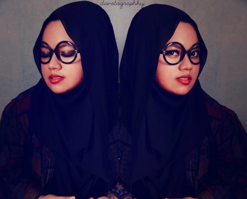 Color My World: GOTHIC HIJAB