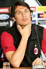 maldini_pensiun