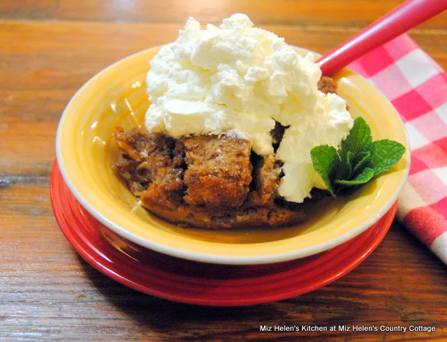 Slow Cooker Bread Pudding at Miz Helen's Country Cottage