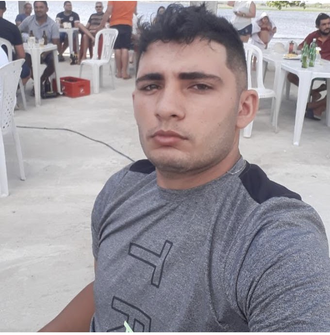 Jovem de 22 anos morre após bater moto em animal na BR 230 em Cajazeiras 