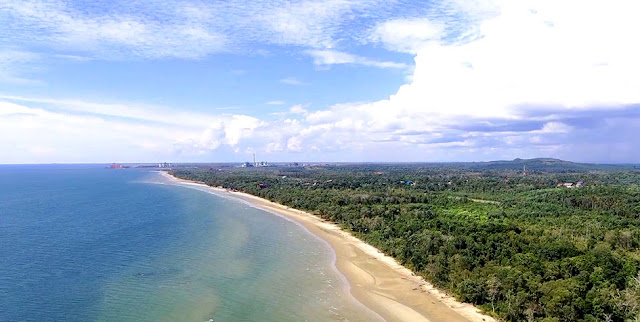 Pantai Pasir Putih Sungai Gantang Dari ATas Drone Photo