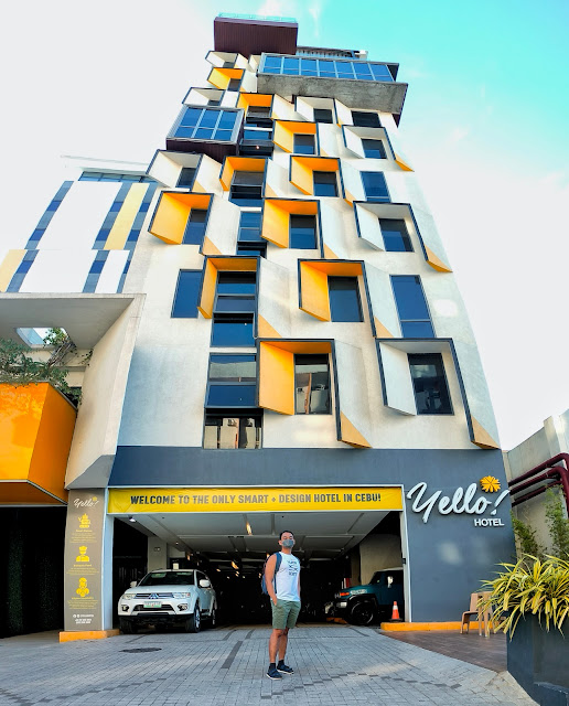 Mark Monta at Yello Hotel Smart Hotel Cebu