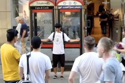 Stunning Blindfolded Muslim Man Offers Free Hugs In Manchester City Days After Attack