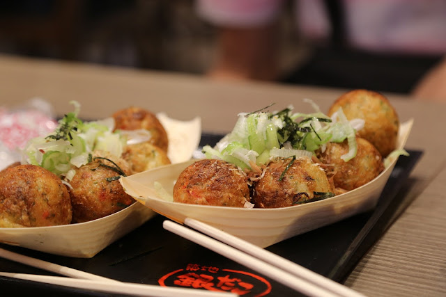 Salah satu cemilan khas Jepang yang begitu popular saat ini adalah hidangan Takoyaki Membuat Takoyaki Original Asli Jepang